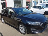 Gebraucht Ford Focus Cool & Connect 180 PS (132 kW) 2022 Schwarz Limousine