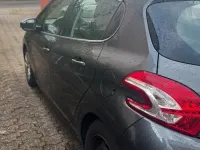 Gebraucht Peugeot 208 95 PS (69 kW) 2012 Grau Kleinwagen