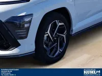 Gebraucht Hyundai Kona N Line 199 PS (146 kW) 2023 Serenity white SUV