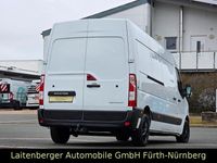 Gebraucht Renault Master Komfort 179 PS (131 kW) 2021 Weiß Van / Kleinbus