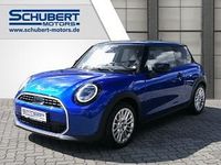 Gebraucht Mini Cooper Favoured 156 PS (114 kW) 2024 Blazing blue Kleinwagen