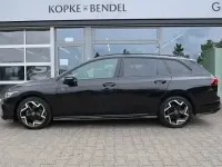 Gebraucht VW Golf VIII R-line 150 PS (110 kW) 2025 Grenadillschwarz metallic (metallic) Kombi