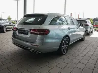Gebraucht Mercedes E300 Avantgarde 306 PS (225 kW) 2021 Lack hightechsilber Kombi