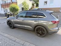 Gebraucht VW Touareg Elegance 286 PS (210 kW) 2023 Grau SUV