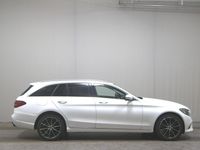 Gebraucht Mercedes C220 Avantgarde 194 PS (142 kW) 2020 Weiss Kombi