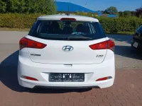 Gebraucht Hyundai i20 Active 75 PS (55 kW) 2017 Weiß Limousine
