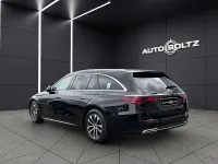 Gebraucht Mercedes E200 Advanced 227 PS (166 kW) 2025 Schwarz Limousine