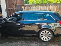 Gebraucht Opel Insignia 160 PS (117 kW) 2010 Schwarz Kombi