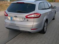 Gebraucht Ford Mondeo 140 PS (102 kW) 2012 Grau Kombi