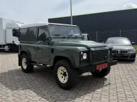 Gebraucht Land Rover Defender 122 PS (89 kW) 2010 Grün SUV
