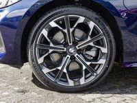 Gebraucht BMW 330e Sport Line 184 PS (135 kW) 2025 Blau Kombi