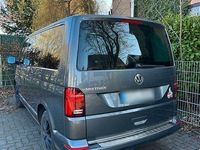 Second-hand VW Multivan 150 CP (110 kW) 2021 Gri Monovolum