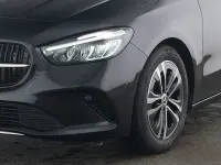 Gebraucht Mercedes B180 Advanced 136 PS (100 kW) 2025 Lack kosmosschwarz Kleinwagen