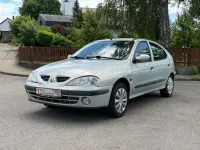 Gebraucht Renault Mégane Authentique 107 PS (78 kW) 2000 Silber Limousine