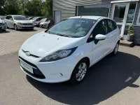 Gebraucht Ford Fiesta Trend 82 PS (60 kW) 2009 Weiß Limousine