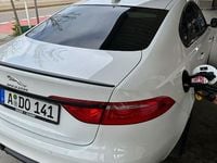 Gebraucht Jaguar XF Pure 179 PS (131 kW) 2017 Weiß Limousine