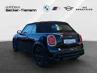 Gebraucht Mini One Cabriolet 102 PS (75 kW) 2022 Midnight black Cabrio