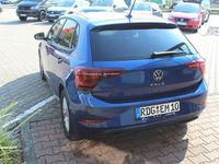 Gebraucht VW Polo Style 110 PS (80 kW) 2024 Blau Kleinwagen