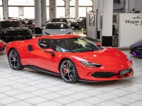 Gebraucht Ferrari 296 829 PS (609 kW) 2024 Rot