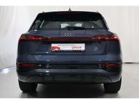 Second-hand Audi Q8 e-tron S-Line 300 kW (408 CP) 2025 Albastru SUV