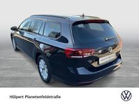Gebraucht VW Passat Basis 122 PS (89 kW) 2024 Schwarz Kombi