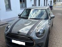Usado Mini ONE 102 HP (75 kW) 2018 Cinzento Citadino