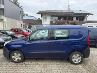 Gebraucht Opel Combo 95 PS (69 kW) 2016 Blau Van / Kleinbus