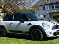 Usata Mini Cooper D 111 CV (81 kW) 2011 Bianco Utilitaria