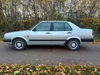 Gebraucht VW Jetta 72 PS (52 kW) 1988 Silber Limousine