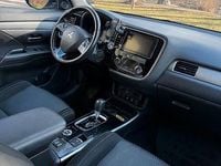 Gebraucht Mitsubishi Outlander Edition 150 PS (110 kW) 2018 Grau SUV
