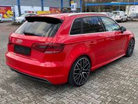 Gebraucht Audi A3 S-Line 150 PS (110 kW) 2014 Rot Limousine