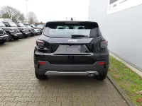 Neu Jeep Avenger Altitude 101 PS (74 kW) 2026 Schwarz SUV