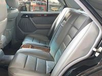 Gebraucht Mercedes 300 220 PS (161 kW) 1991 Schwarz Limousine