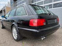 Używany Audi S6 S-Line 290 KM (213 kW) 1995 Czarny Kombi