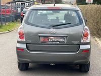 Gebraucht Toyota Corolla Verso Executive 129 PS (94 kW) 2006 Grau Van / Kleinbus