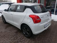 Gebraucht Suzuki Swift 83 PS (61 kW) 2023 Weiß Limousine