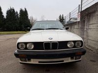 Gebraucht BMW 316 102 PS (75 kW) 1989 Weiß Limousine