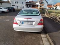 Gebraucht Mercedes E220 2007 Silber Limousine