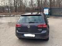 Gebraucht VW Golf VII LOUNGE 150 PS (110 kW) 2015 Violet Kleinwagen