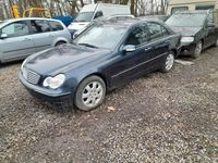 Gebraucht Mercedes C180 Classic 143 PS (105 kW) 2003 Schwarz Limousine