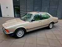 Gebraucht BMW 745 Executive 252 PS (185 kW) 1985 Beige Limousine