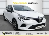Gebraucht Renault Clio Equilibre 67 PS (49 kW) 2022 Arktis weiß (weiß) Kleinwagen