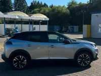 Gebraucht Peugeot e-2008 GT 100 kW (136 PS) 2021 Grau SUV