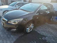 Gebraucht Opel Astra Edition 140 PS (102 kW) 2010 Schwarz Limousine