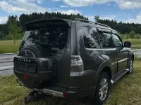 Gebraucht Mitsubishi Pajero Instyle 200 PS (147 kW) 2012 Grau SUV