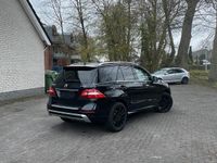 Gebraucht Mercedes ML350 265 PS (194 kW) 2013 Schwarz SUV