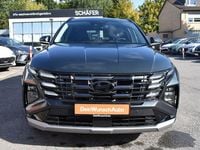 Neu Hyundai Tucson 215 PS (158 kW) 2025 Grün SUV