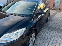 Gebraucht Ford Focus 125 PS (91 kW) 2014 Schwarz Kombi