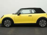 Gebraucht Mini Cooper Cabriolet Classic 163 PS (119 kW) 2025 Gelb Cabrio
