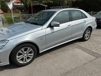 Używany Mercedes E250 204 KM (150 kW) 2010 Srebrny Sedan/Limuzyna